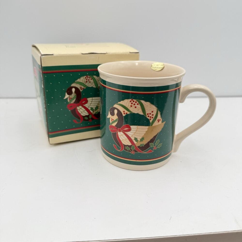 Hallmark Christmas Goose Coffee Mug, 1986 Hallmark New With Box‎